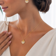 18K Solid Gold Natural Diamond Sea Shell Necklace