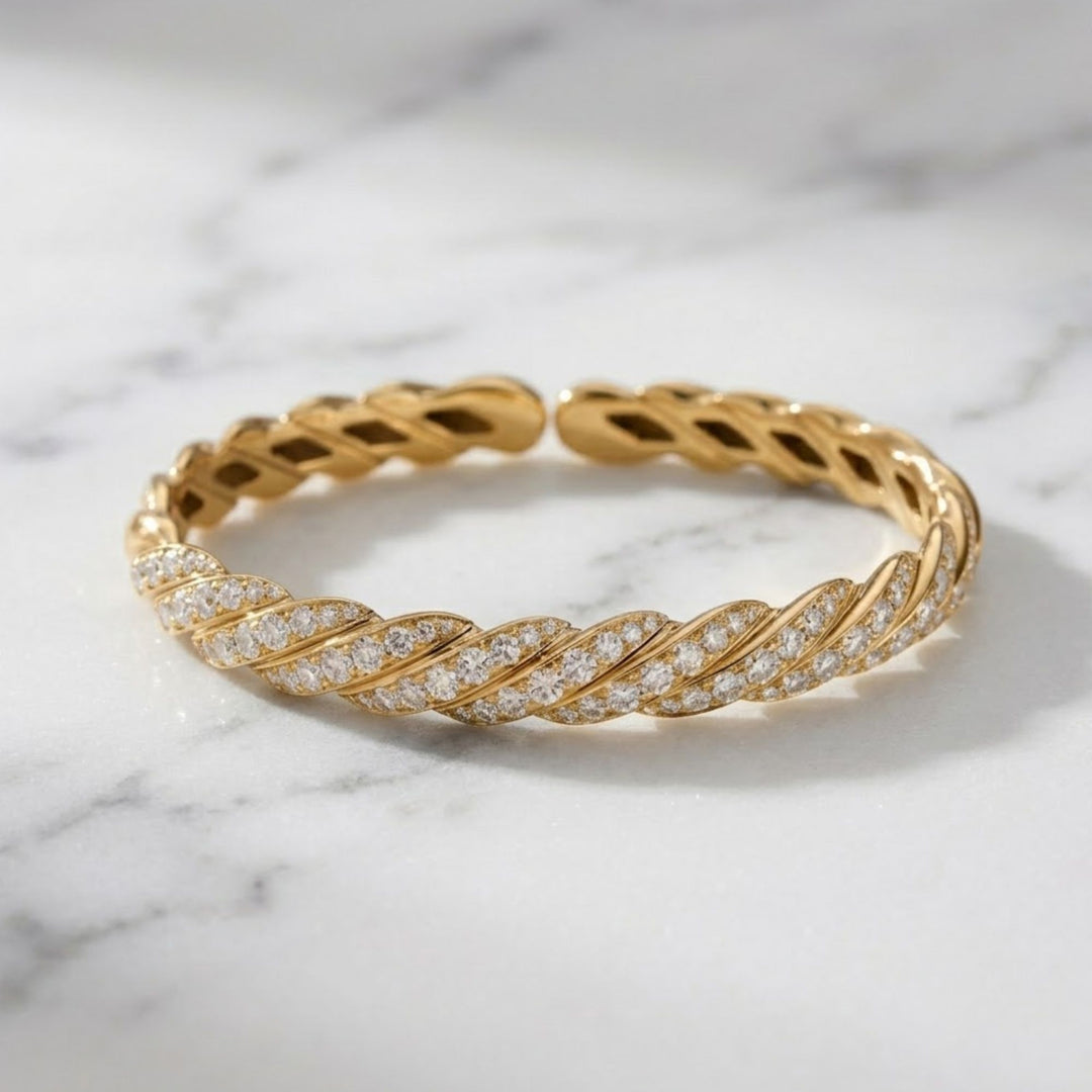 Diamond Twist Bangle, 14k 18k Solid Gold, Diamond Accents, Twisted Rope Bracelet, Minimalist Jewelry, Subtle Elegance, Modern Design
