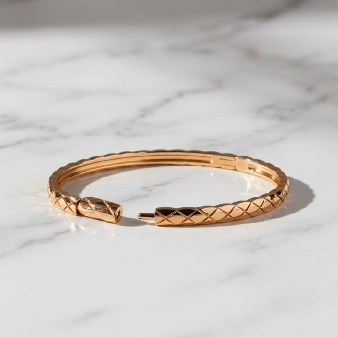 Classic Gold Bangle, 14K Gold Bracelet for Women, Plain Gold Bangle Bracelet, Hinged Plaing Gold bracelet, Simple Gold Bangle