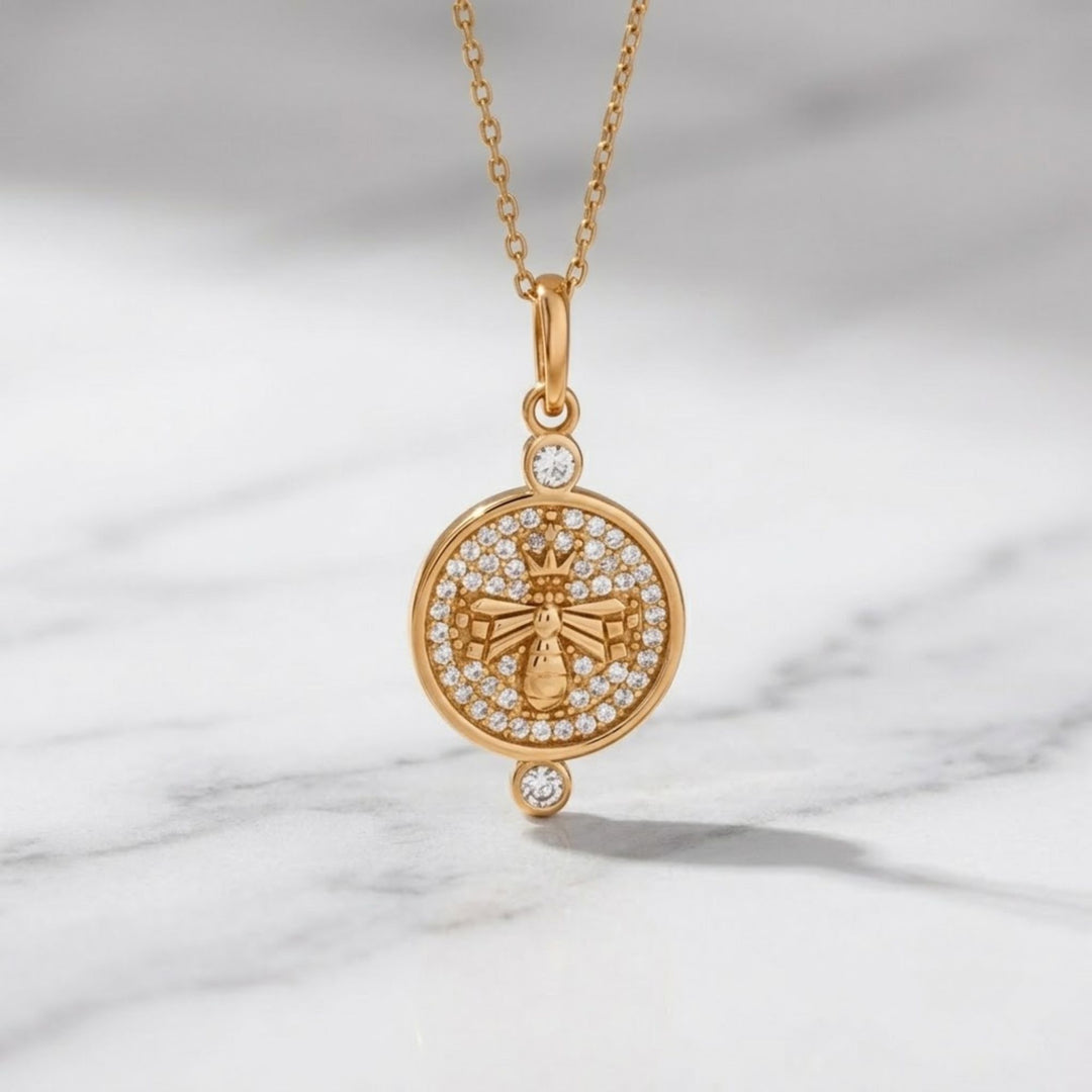 14K Solid Gold Queen Bee Necklace, Pavé Diamond Bee Pendant, Unique Round Pendant, Luxury Gift for Her
