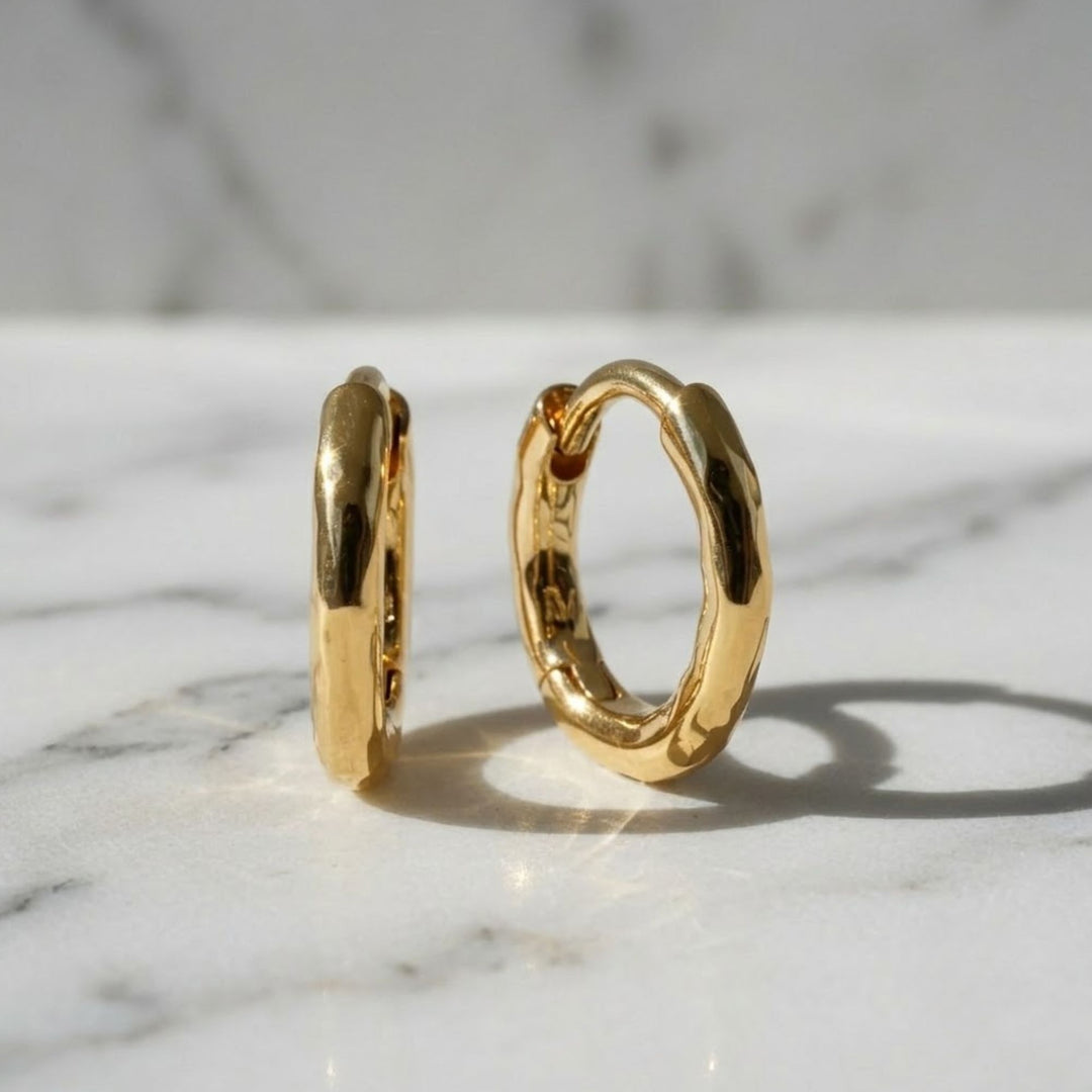Gold Huggie Earrings, Small Hoop Earrings, Dainty Gold Hoops, Minimalist Jewelry, Everyday Gold Earrings, 14K solid Gold