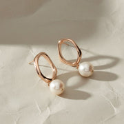 Gold Hoop Earrings with Freshwater Pearl Drops, Modern Dangle Jewelry, Gift for Her, Bridal, Everyday Elegant Accessory