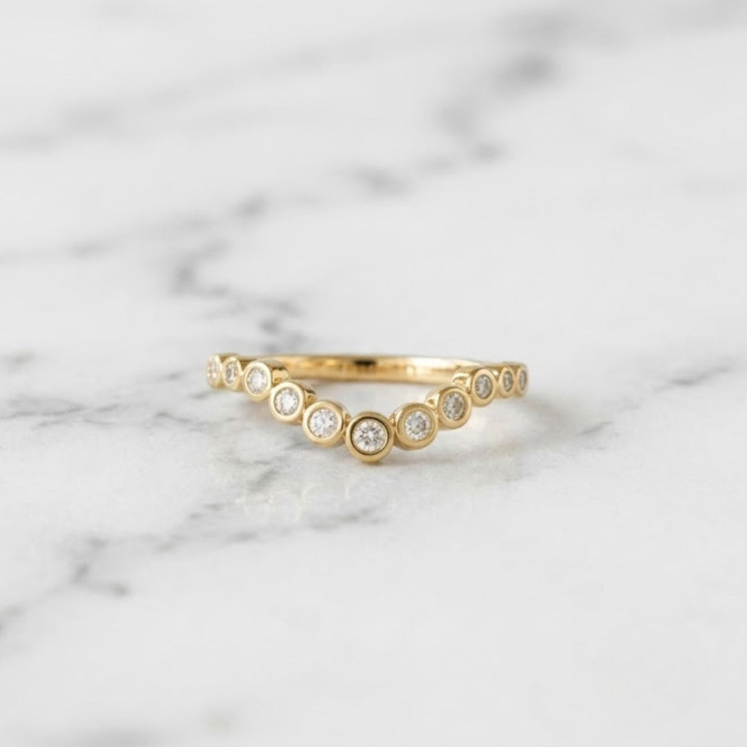 Diamond Bezel Curved Wedding Band | Graduated Bezel Ring | Bubble Diamond Band | Gold Stacking Ring | Bridal Wedding Band | Gift For Her