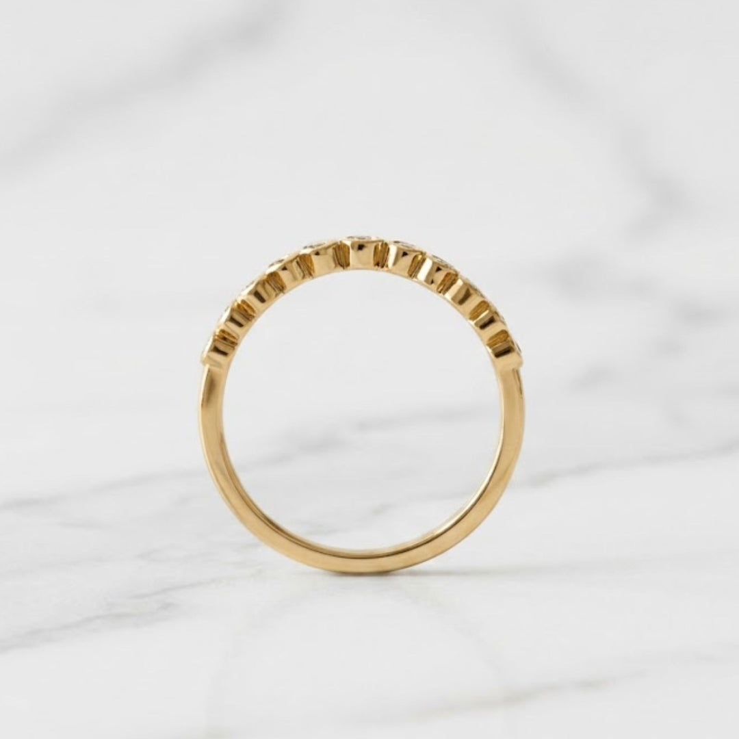 Diamond Bezel Curved Wedding Band | Graduated Bezel Ring | Bubble Diamond Band | Gold Stacking Ring | Bridal Wedding Band | Gift For Her