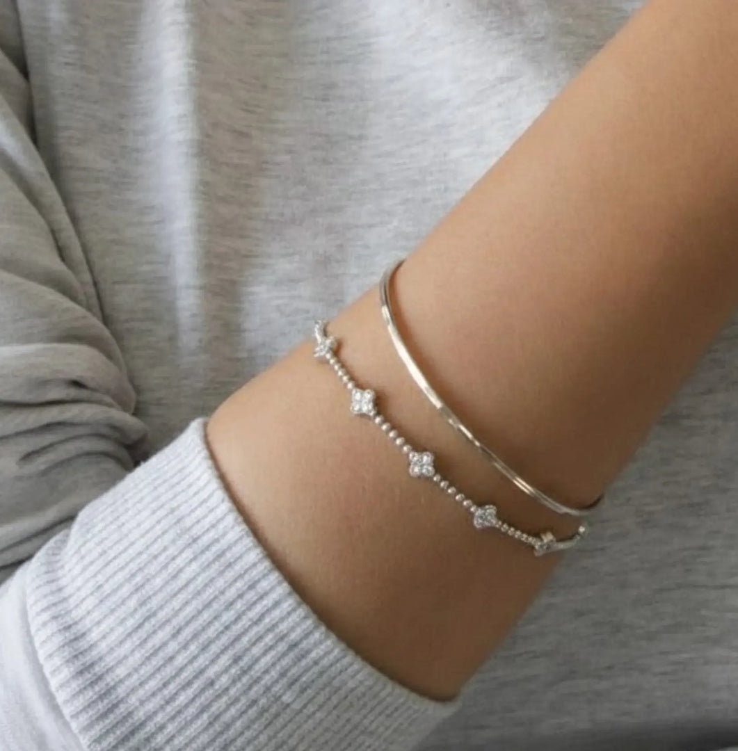 Flexible Clover Bracelet Jwalin Jewels