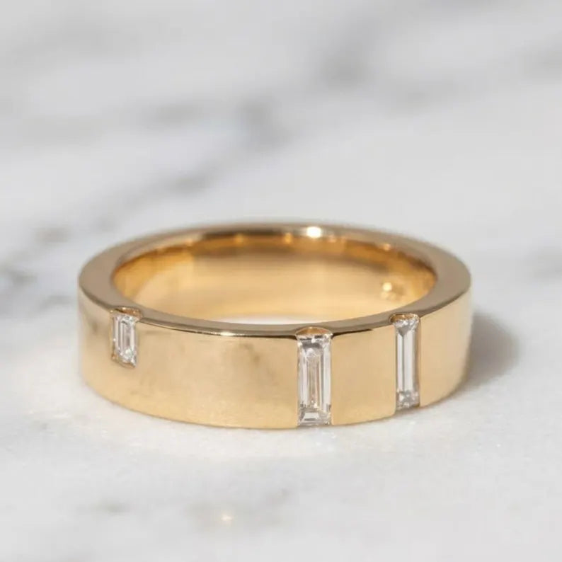 Gold Wedding Band with Baguette Diamonds,14K Solid Gold Engagement Ring, Diamond Wedding Band for Husband, Elegant Gold Ring Wide Band