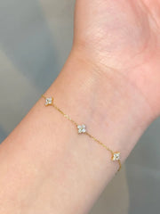 Diamond Cluster Bracelet in 14k Solid Gold / Diamond Clover Bracelet / Diamond Infinity Bracelet / Layering Bracelet / Gift for Mom Jwalin Jewels