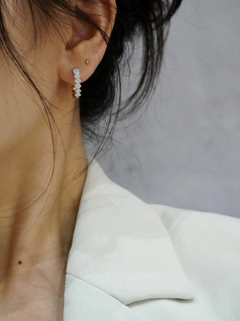 Luxury Lab Grown Diamond Ear Cuff in Solid Gold,14K Solid Gold Cuff Earring, Modern Minimal Jewelry Jwalin Jewels